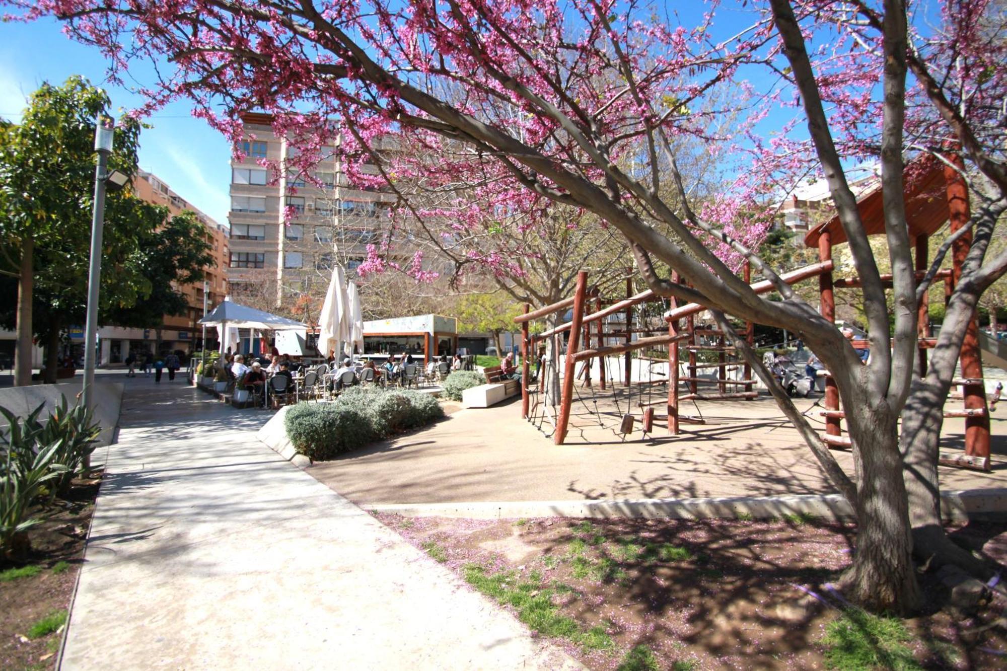 Apartamento Casaturis En Centro De Alicante En Antigua Estacion Autobuses A101 Bagian luar foto