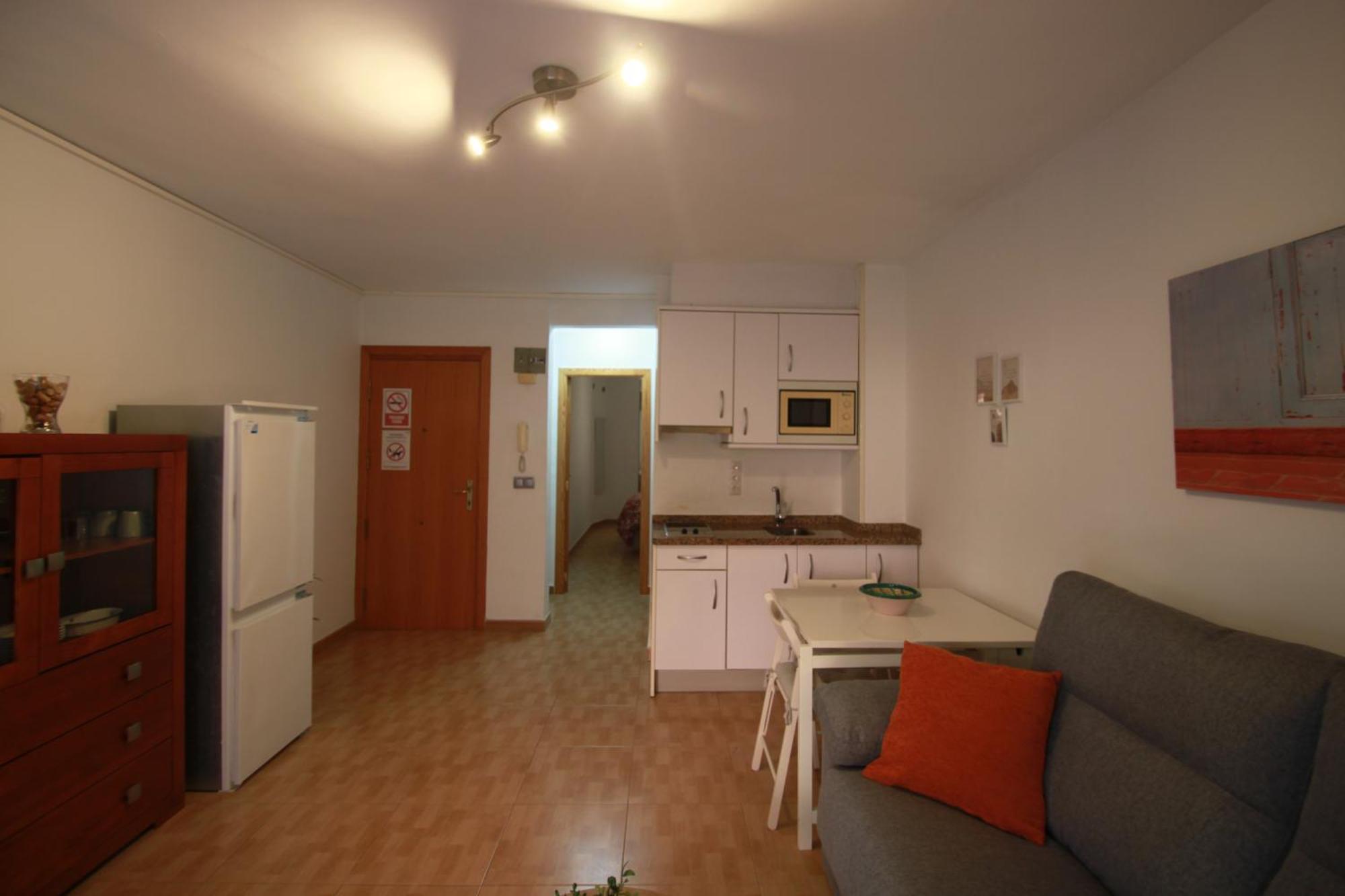 Apartamento Casaturis En Centro De Alicante En Antigua Estacion Autobuses A101 Bagian luar foto